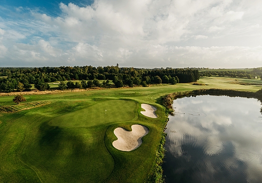 Simons Golf Club