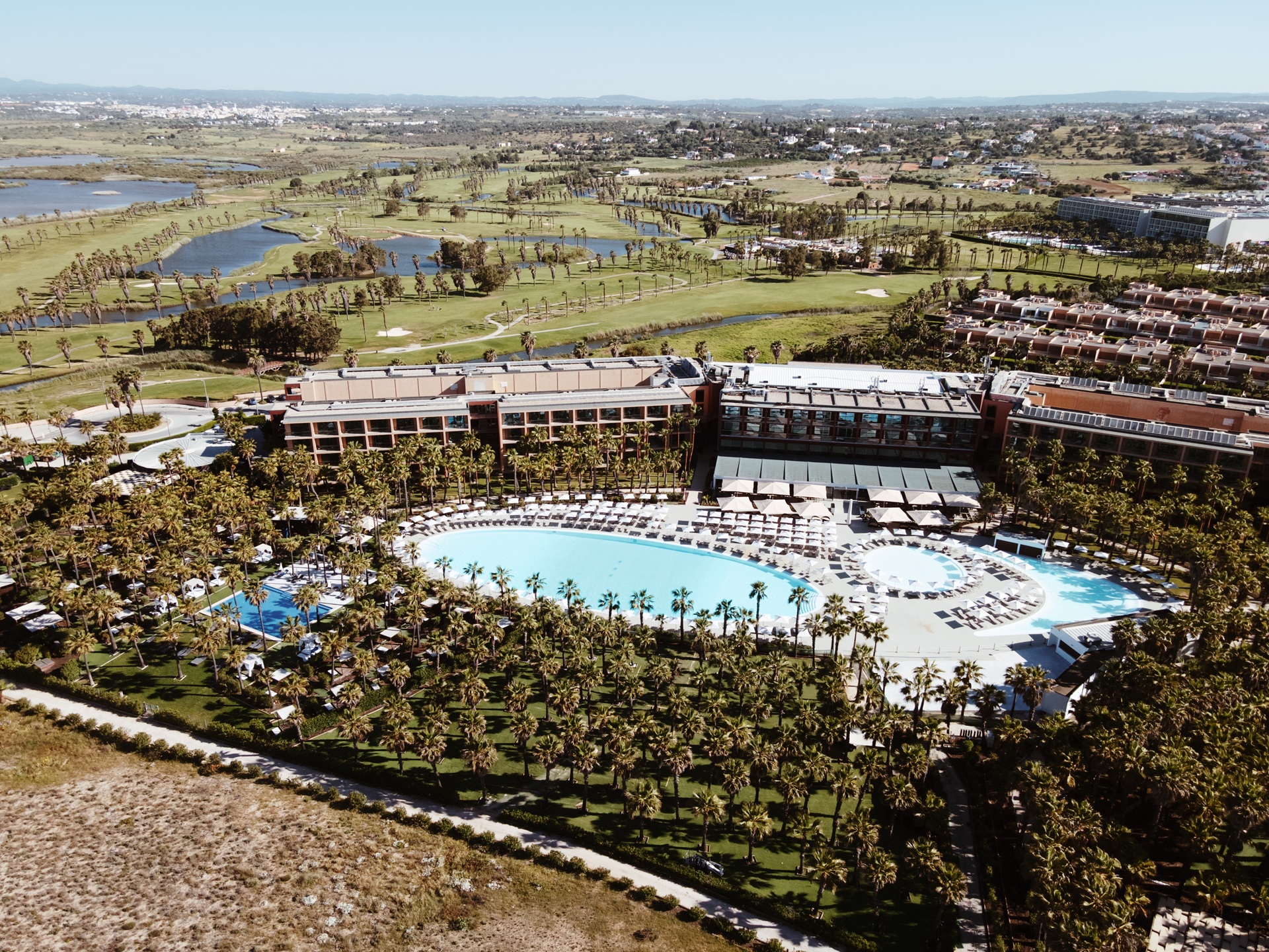 Wine & Books by the Sea
